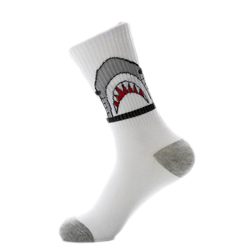 chaussettes blanches requin